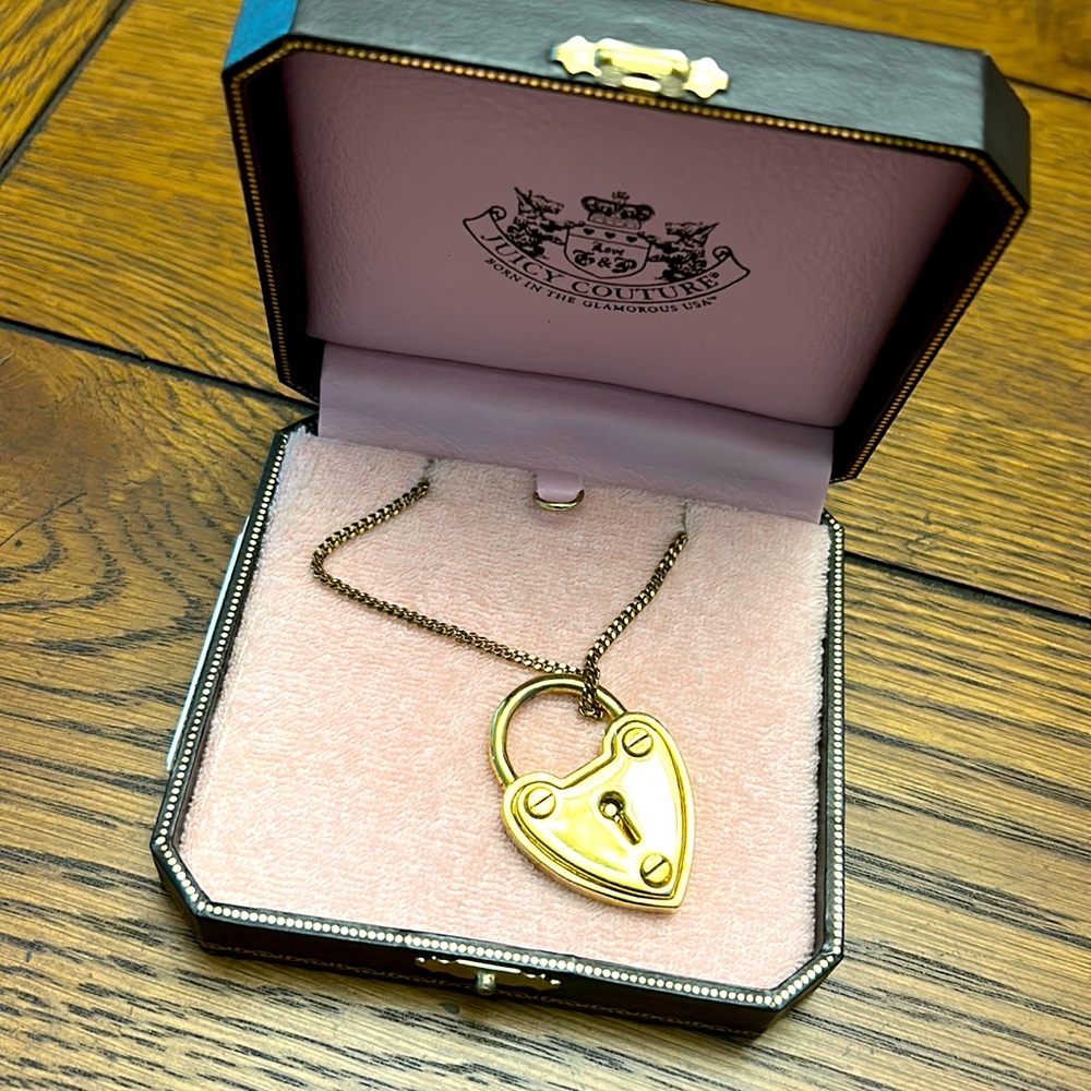 Juicy Couture Gold Heart Necklace, New in Box